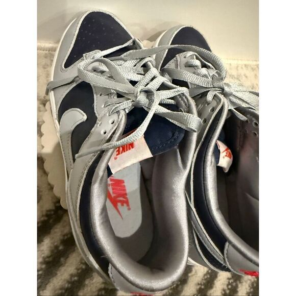 Nike Men\'s SB Dunk Low Retro Athletic Sneakers Black and Gray Size 9 main image 14